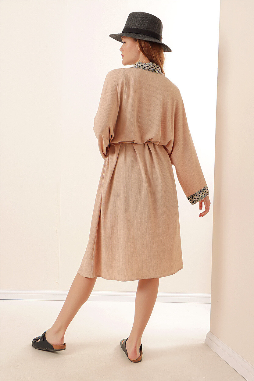 05865 Nakışlı Örme Uzun Kimono