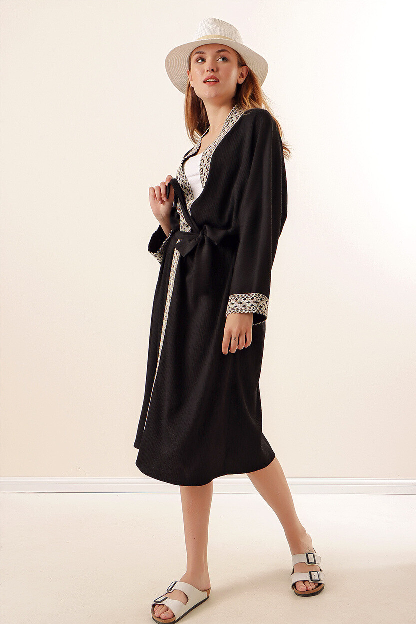 05865 Nakışlı Örme Uzun Kimono