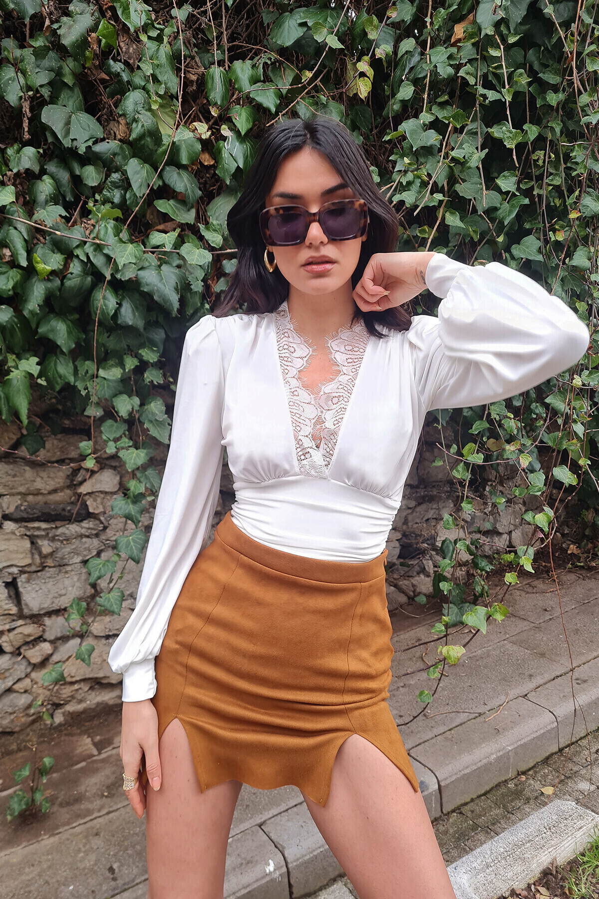 Dantel Detaylı Bluz