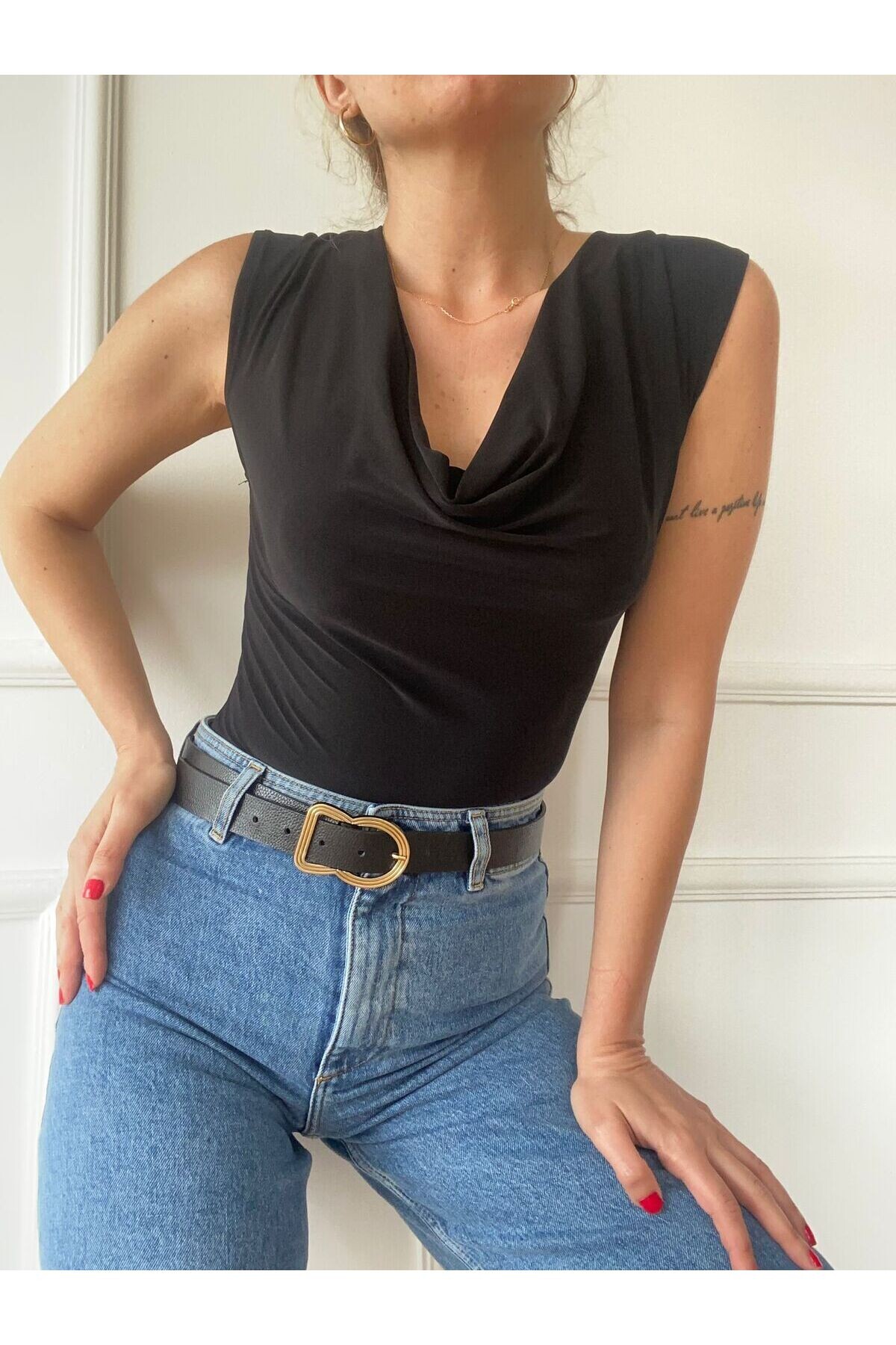 Degaje Yaka Kolsuz Bodysuit
