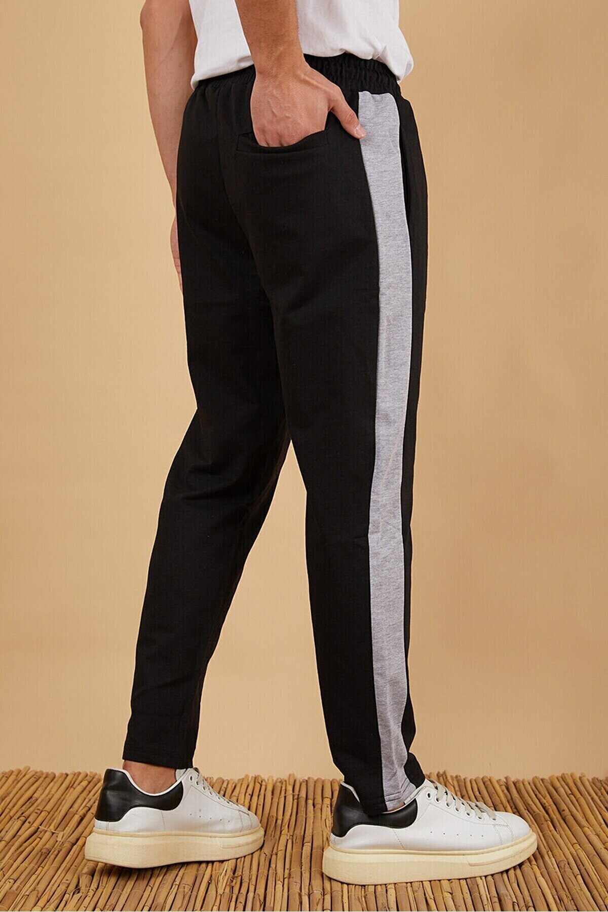 Regular Fit Panelli Düz Paça Eşofman Altı