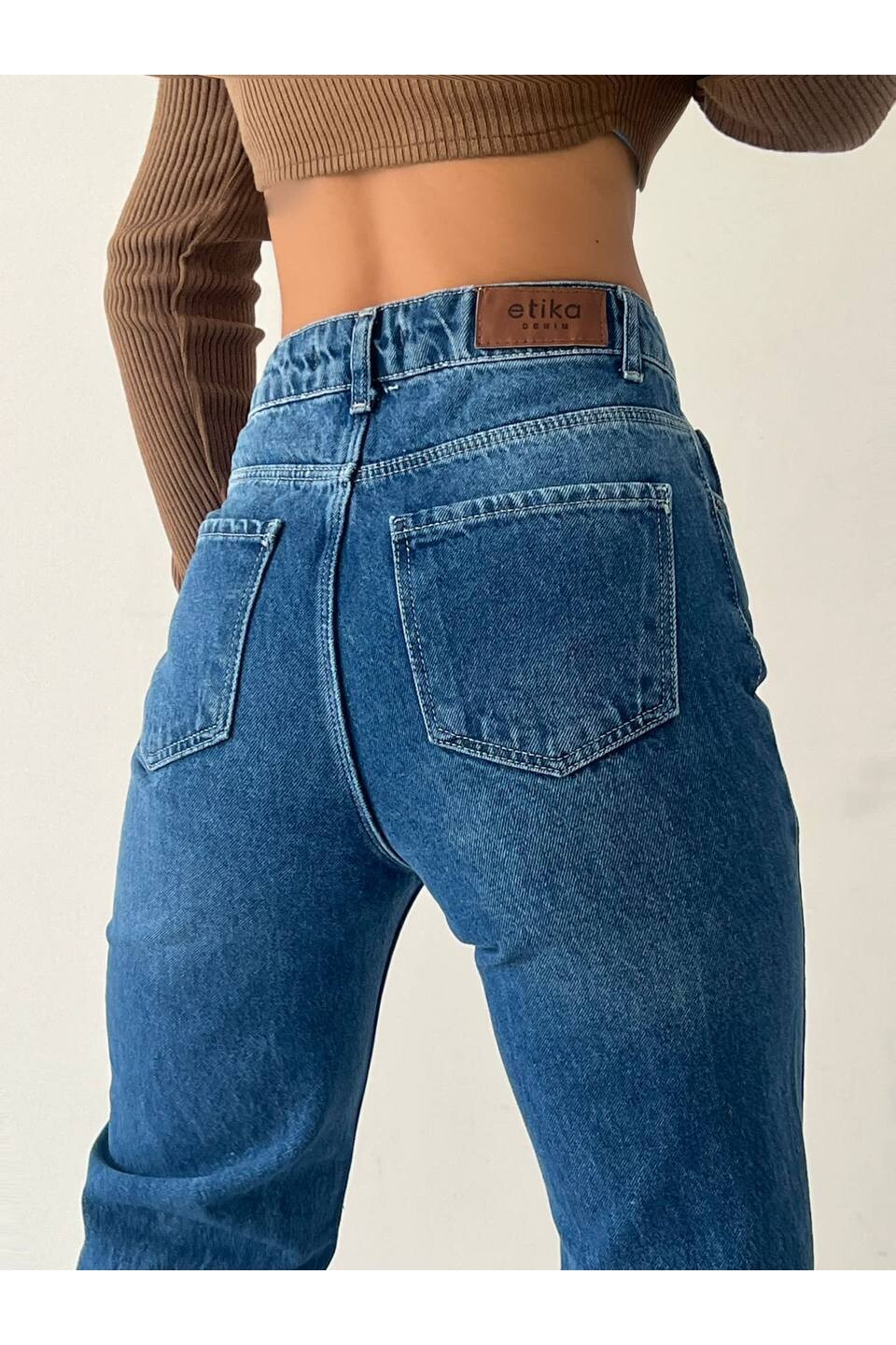 Yırtık Detaylı Bol Paça Pantolon