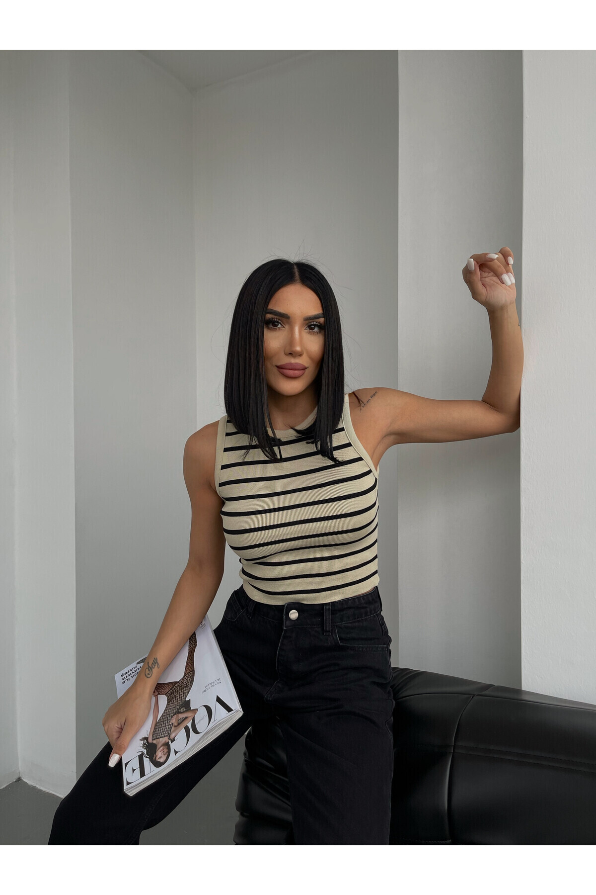 Bisiklet Yaka Çizgili Crop Bluz