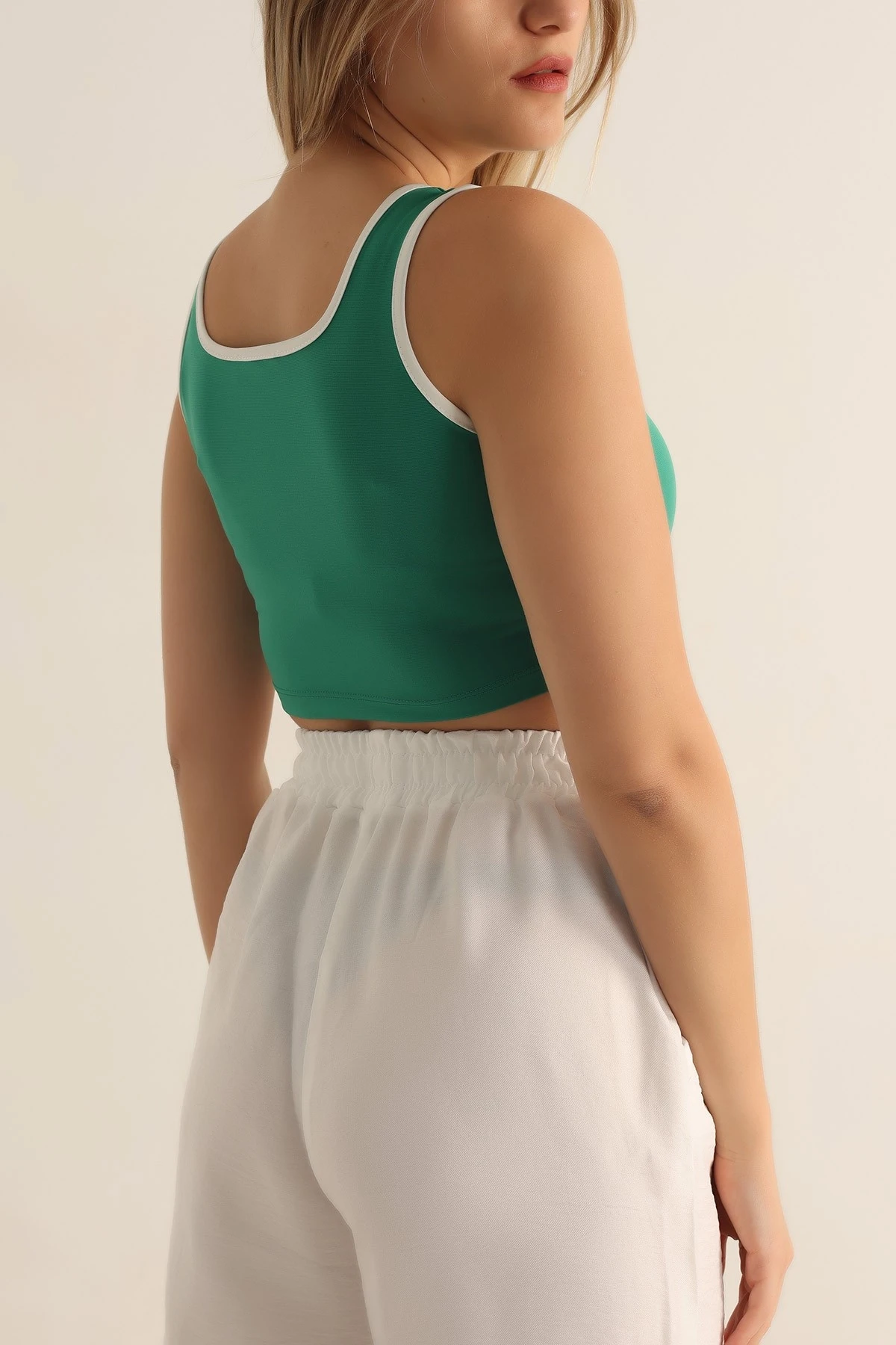 Biyeli Crop Bluz