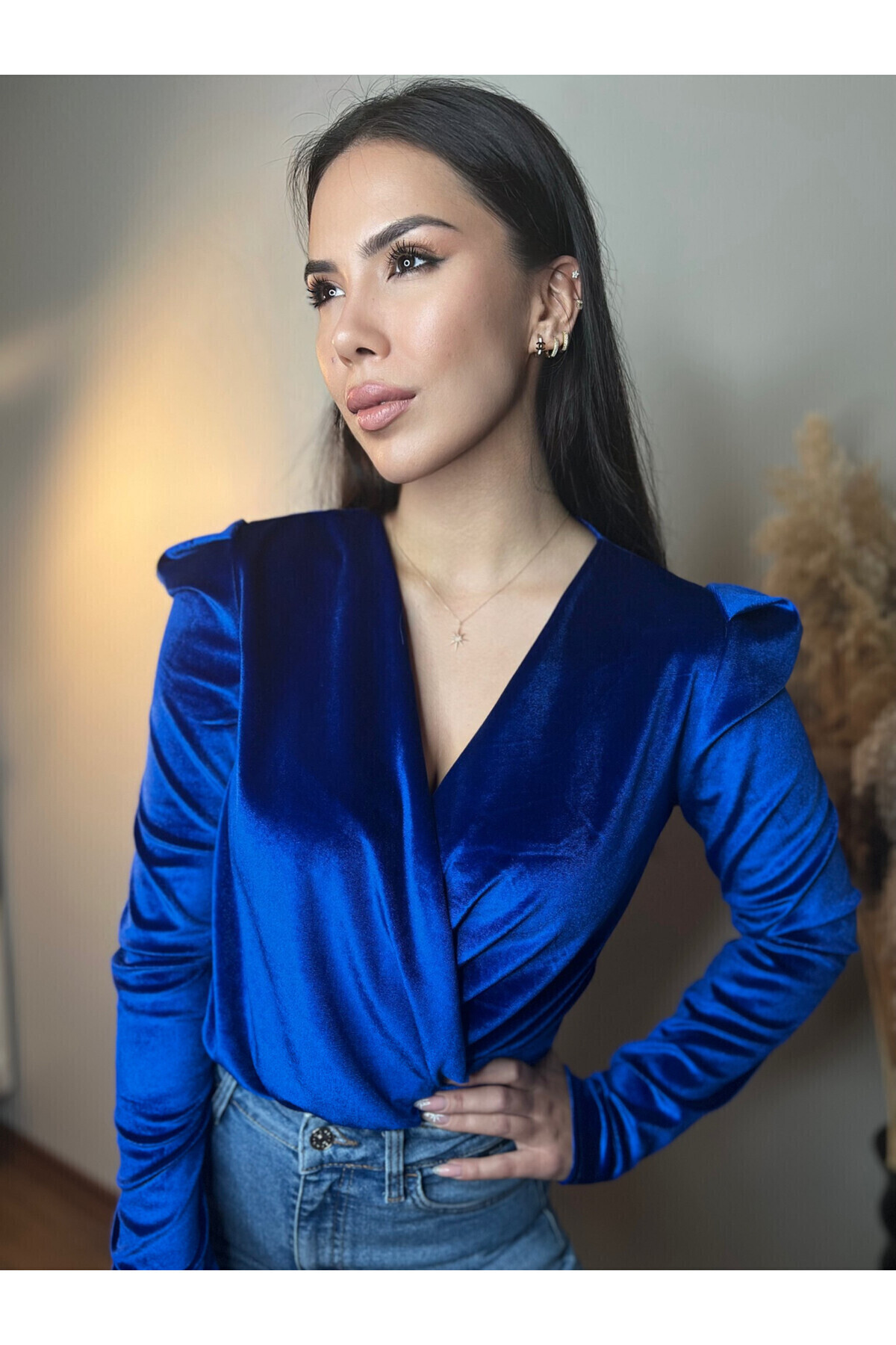 Kadife Kruvaze Alttan Çıtçıtlı Bodysuit