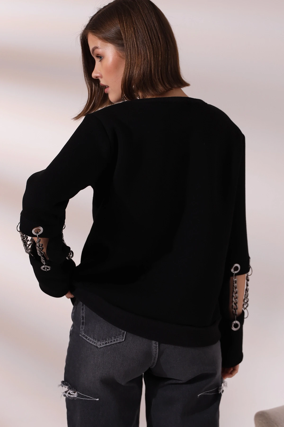 Kol Zincir Detay 3 İplik Sweatshirt