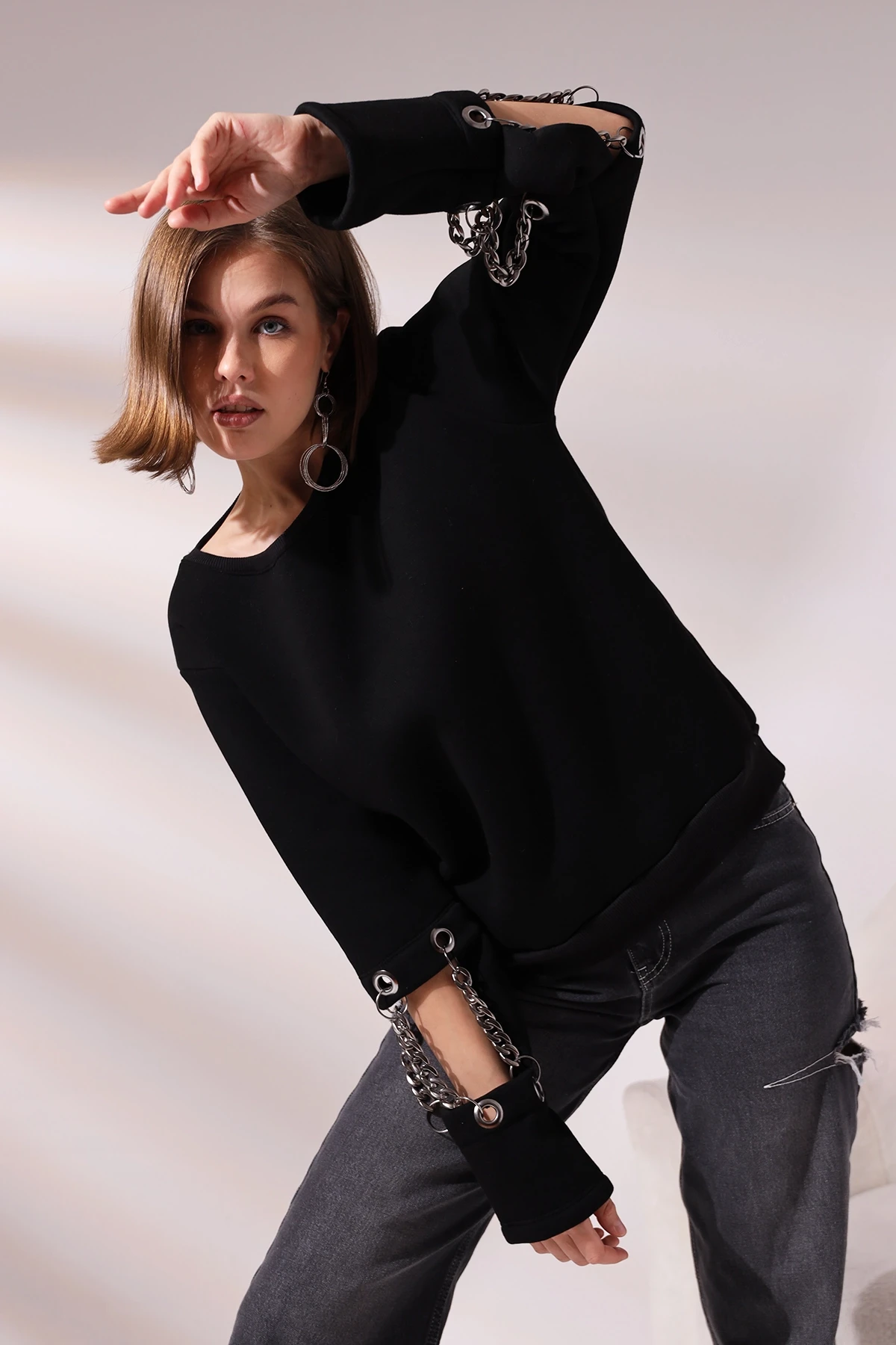 Kol Zincir Detay 3 İplik Sweatshirt