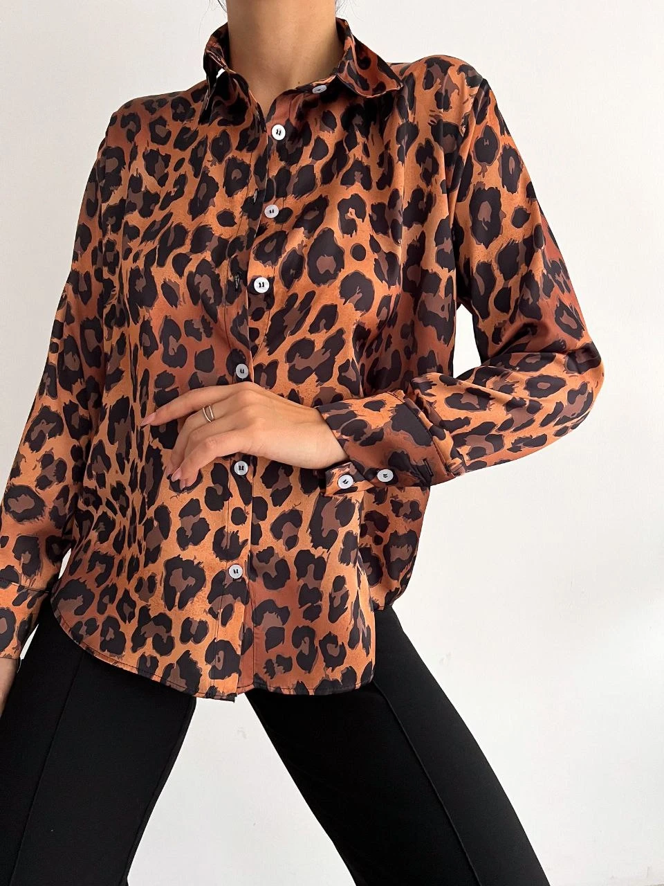 Leopar Desen Saten Gömlek