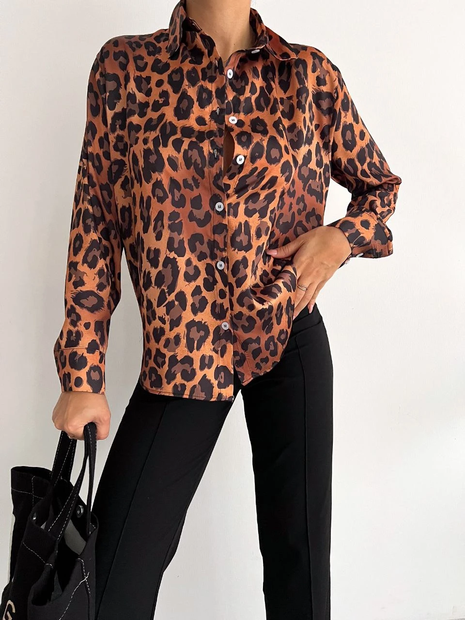 Leopar Desen Saten Gömlek