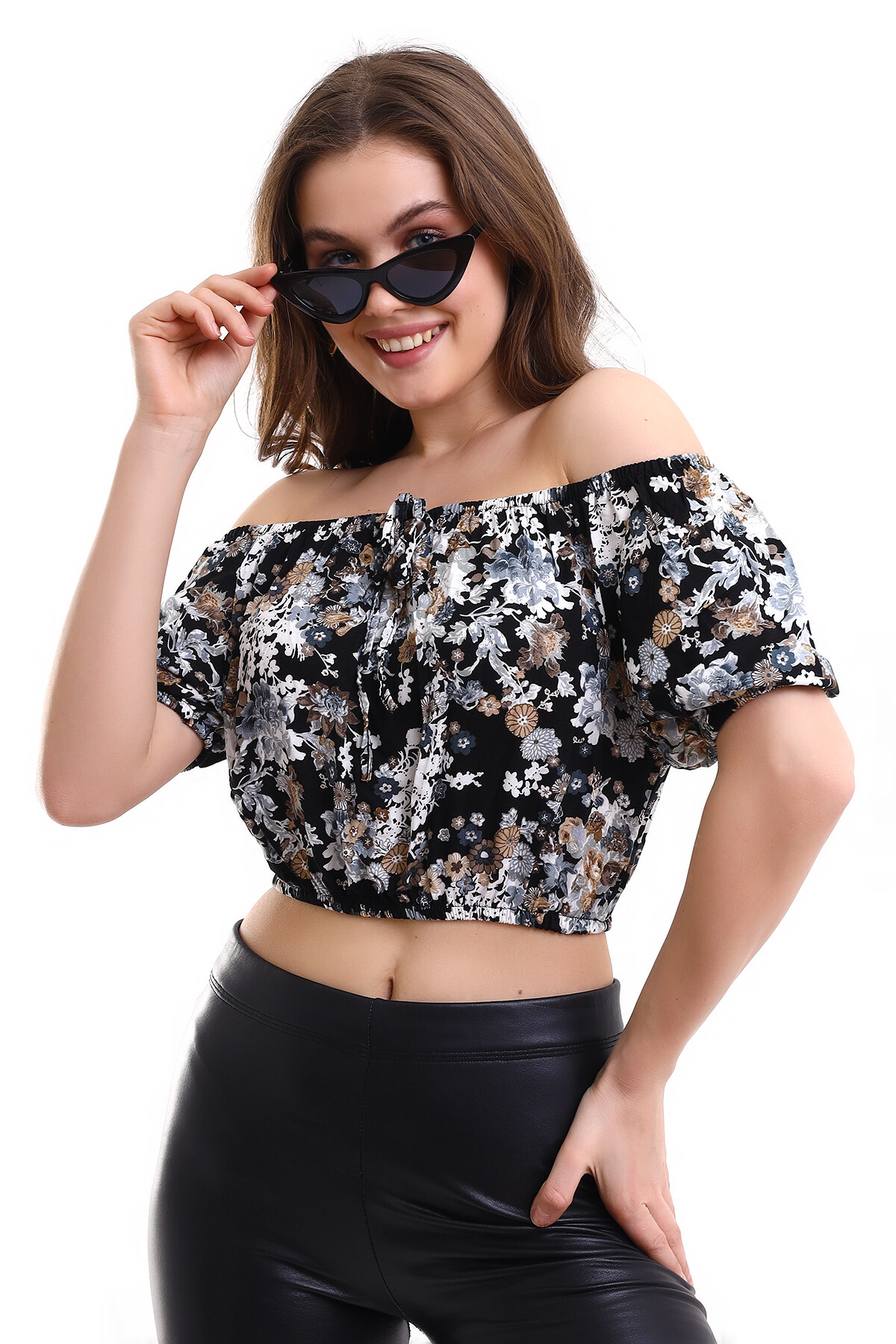 Madonna Yaka Desenli Crop Bluz