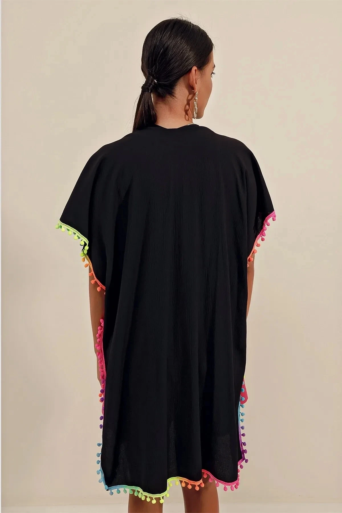 Önü İp Bağcıklı Renk Detaylı Oversize Kimono
