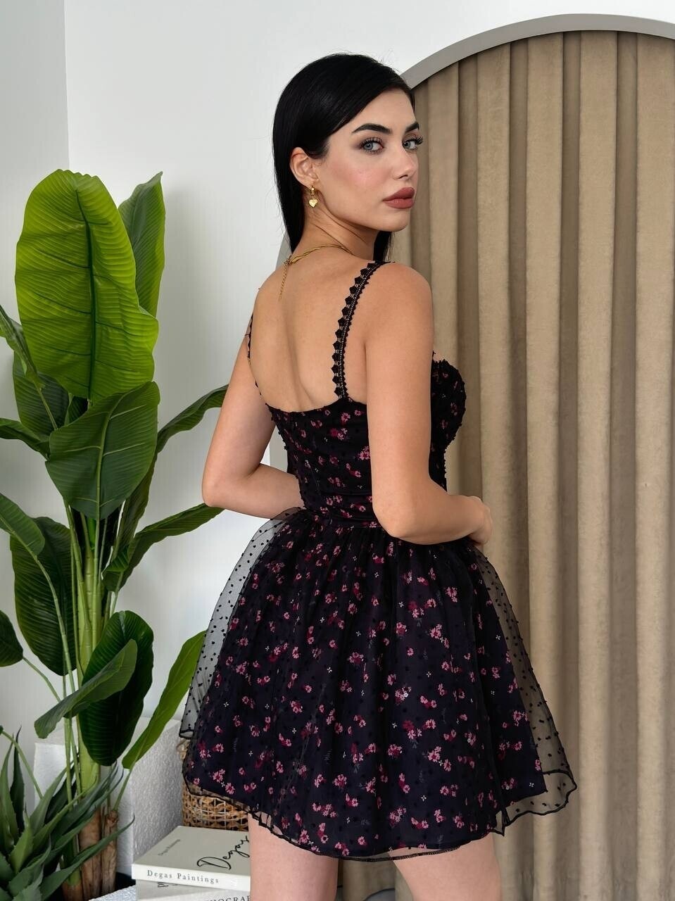 Çiçek Desenli Mini Elbise