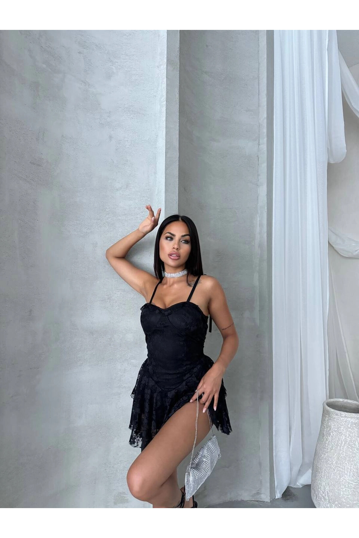 Gloplu İçi Şortlu Prenses Elbise Siyah