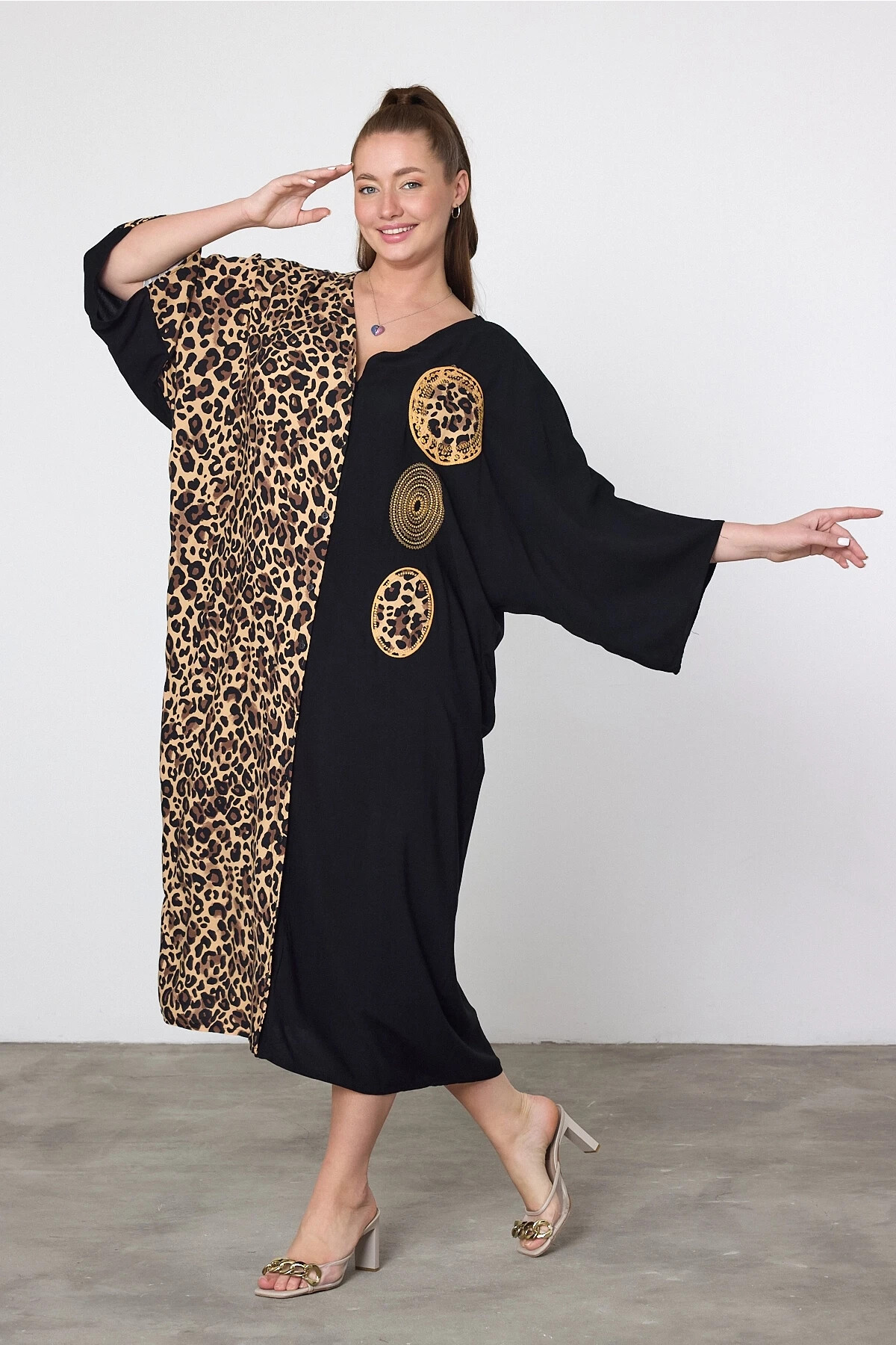 Maxi Boy Leopar Nakış İşlemeli Dokuma Viscon Elbise