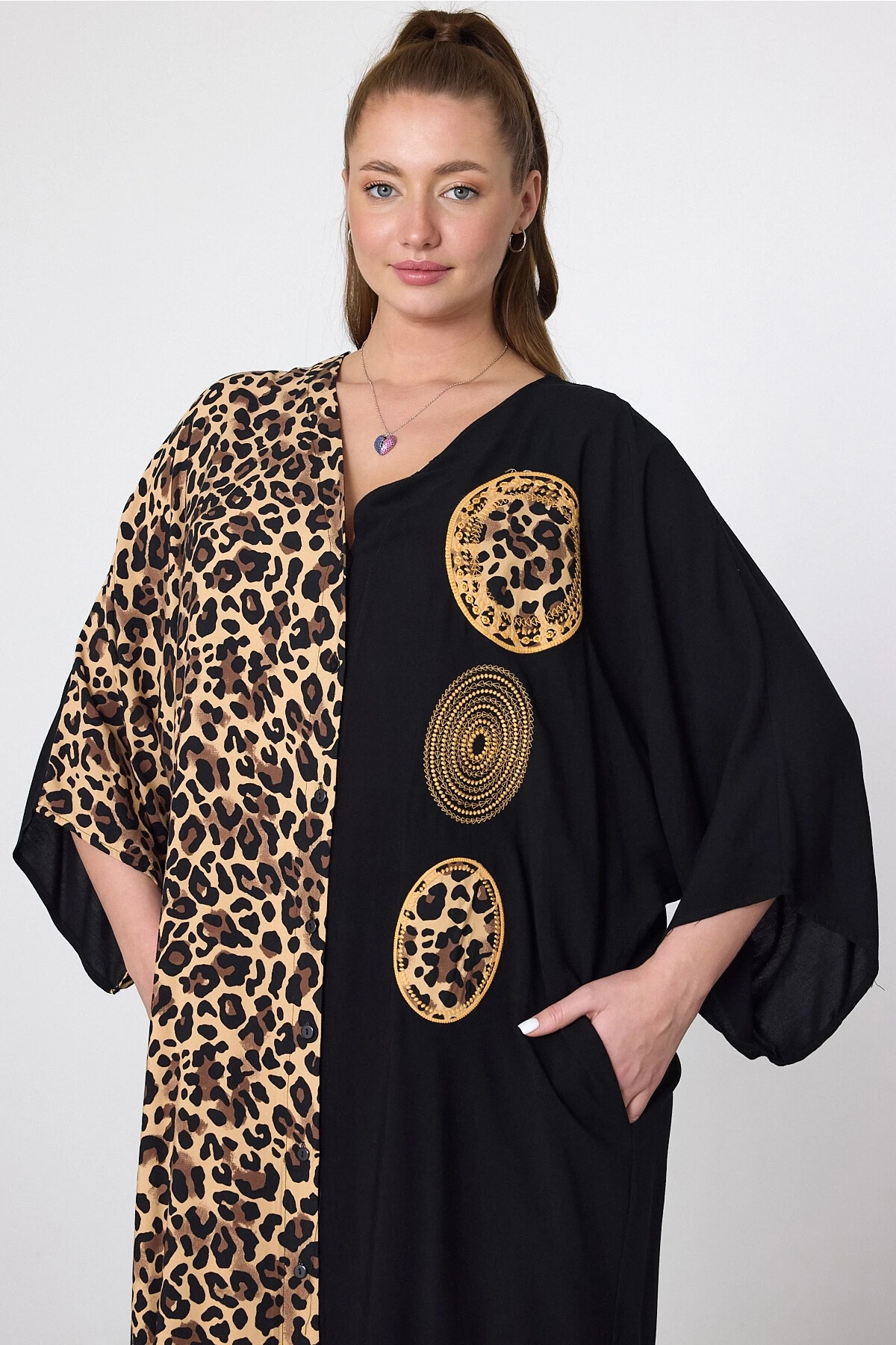 Maxi Boy Leopar Nakış İşlemeli Dokuma Viscon Elbise