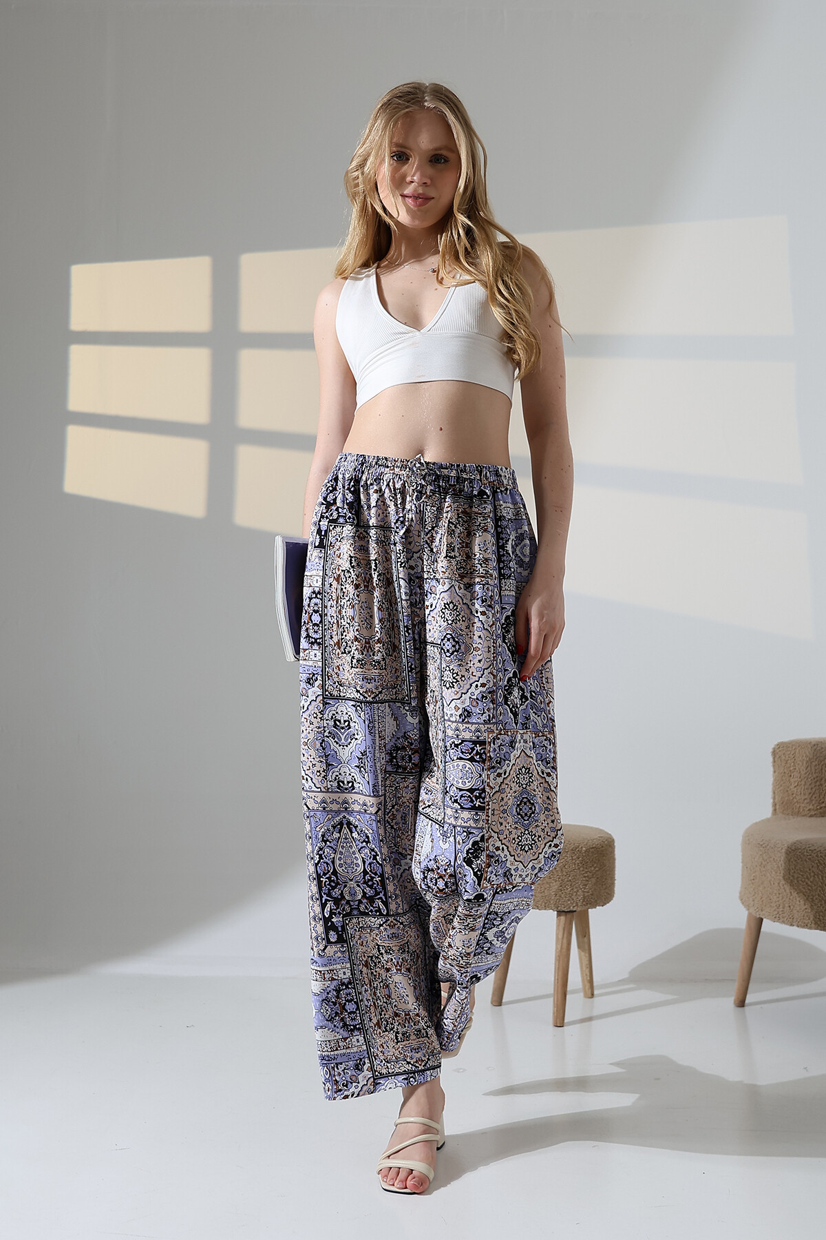 Viskon Bol Paça Lila Desenli Pantalon