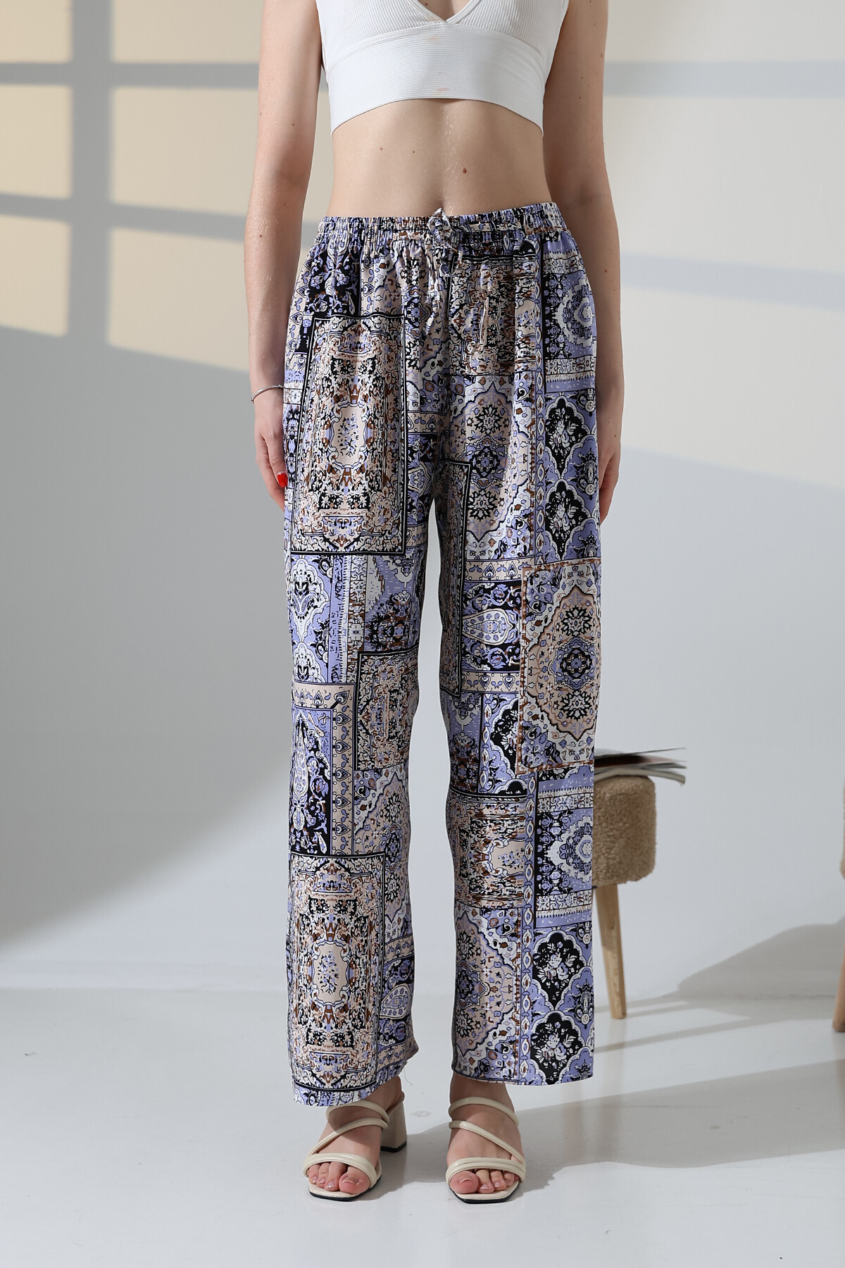 Viskon Bol Paça Lila Desenli Pantalon