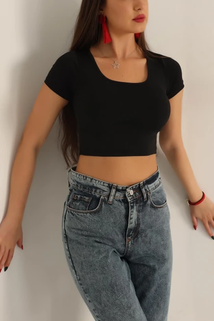 Sandy Kumaş Crop Bluz