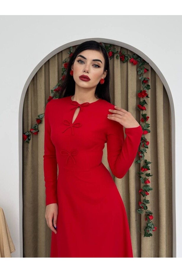 Fiyonk Detaylı Elbise Kırmızı